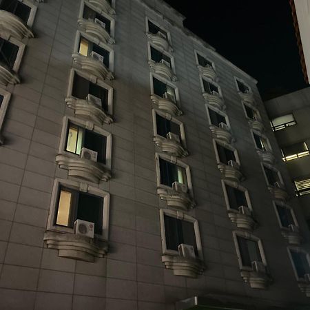 Alibaba Motel Ciudad Metropolitana de Ciudad Metropolitana de Busan Exterior foto